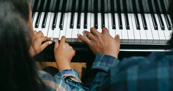 Основы ритмико-музыкального воспитания детей: развитие музыкальных способностей